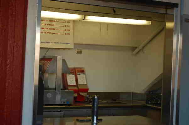 Coliseum.Concessions.018