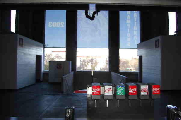 Coliseum.Concessions.039