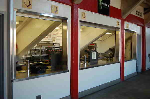 Coliseum.Concessions.014
