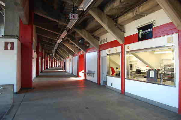 Coliseum.Concessions.021