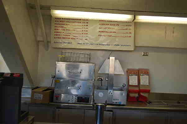 Coliseum.Concessions.026