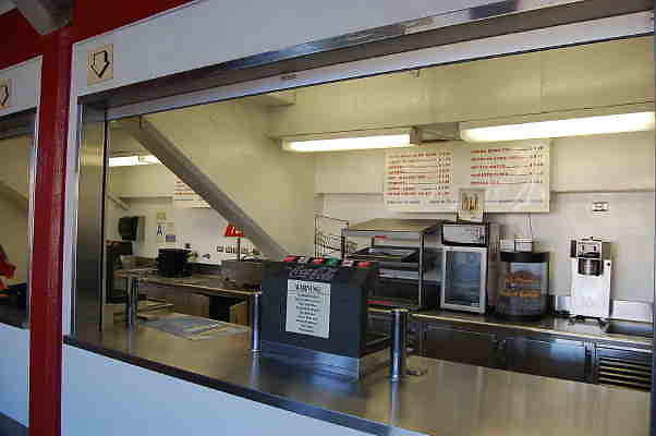 Coliseum.Concessions.029