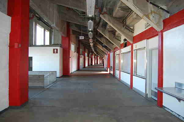 Coliseum.Concessions.002