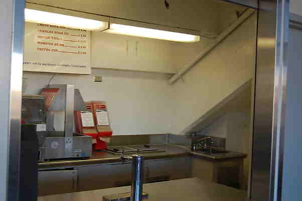 Coliseum.Concessions.027