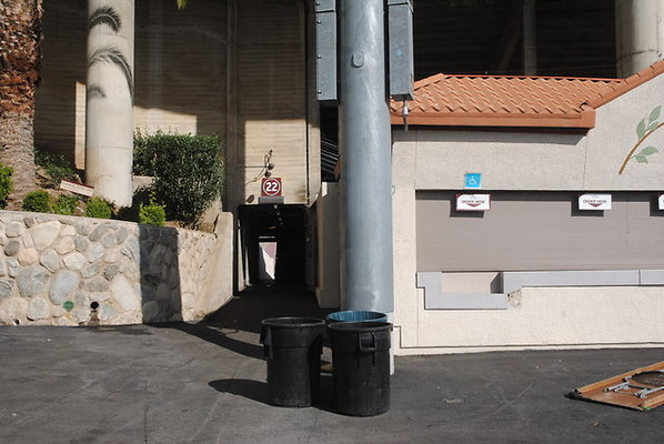 Rose.Bowl.concessions.093