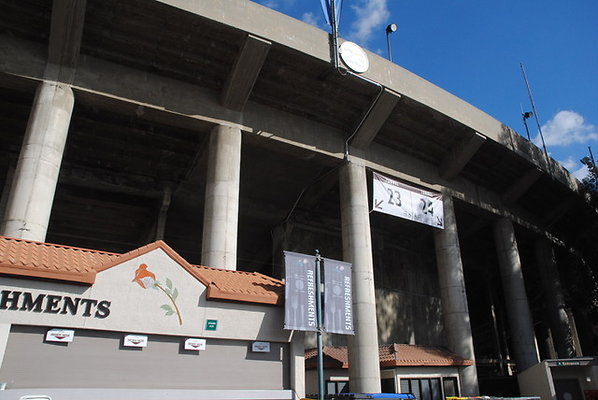 Rose.Bowl.concessions.096