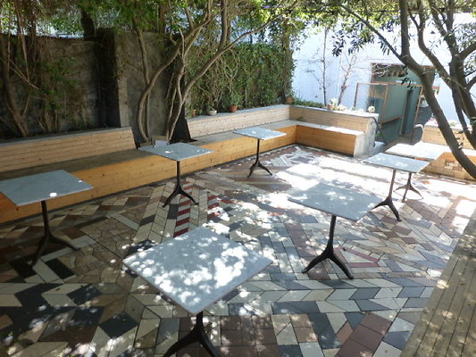 Sawyer.Cafe.213.S.Lake.021