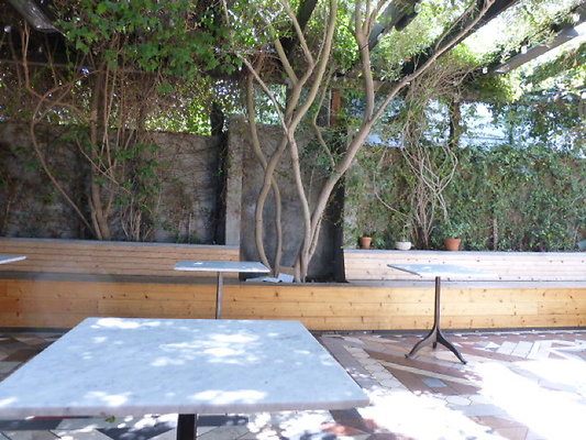 Sawyer.Cafe.213.S.Lake.023