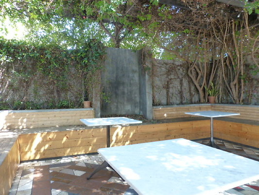 Sawyer.Cafe.213.S.Lake.022