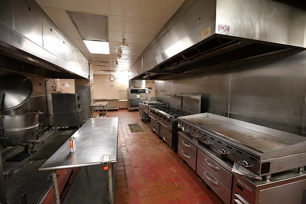 455A Restaurant Kitchen 0171