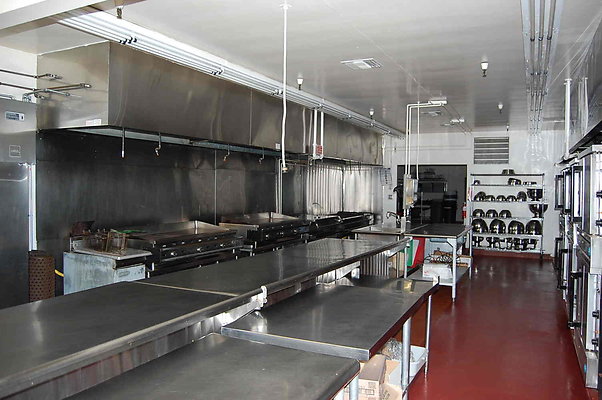 Pickwick.Kitchen.002