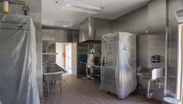 Iglesia-Poder-de-Dios-Offices-1st-Floor-Kitchen-004