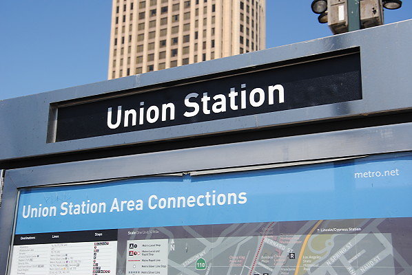 MTA.Gold.Union Station01 hero