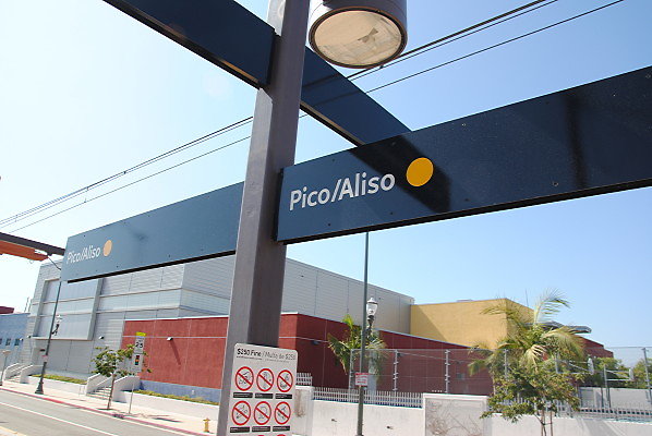 MTA.Gold.Pico.Aliso Station22