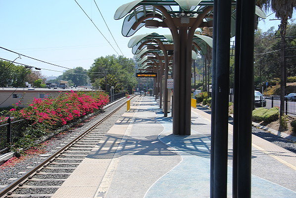 MTA.Gold.SouthWest Museum Station19