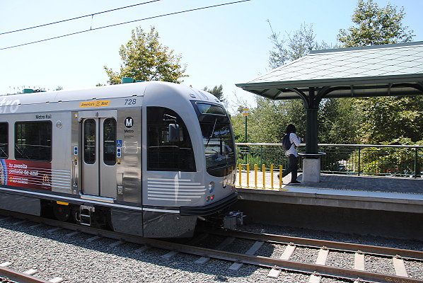 MTA.Gold.Lincoln.Cypress Station37