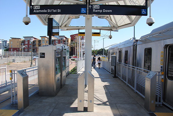 MTA.Gold.Little Tokyo.Arts District Station03