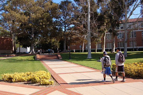 UCLA.Dickson.North.004