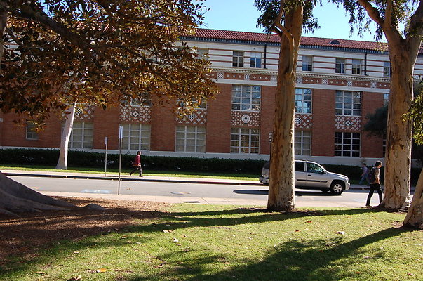 UCLA.Dickson.North.011