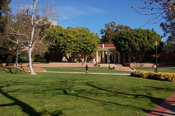 UCLA.Dickson.North.002