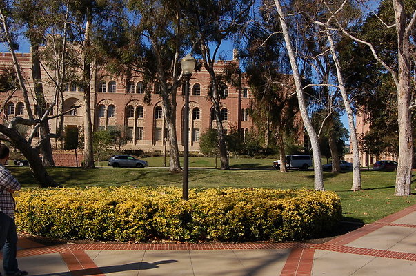 UCLA.Dickson.South.018