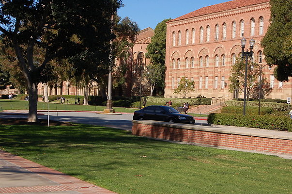 UCLA.Dickson.South.008
