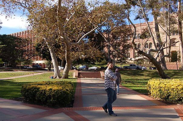 UCLA.Dickson.South.017