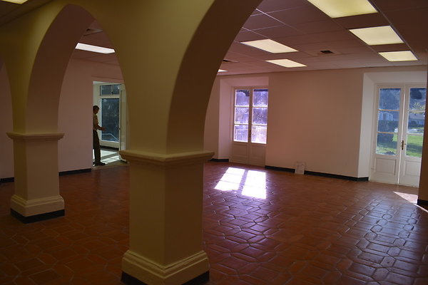 |King.Gillette.Mansion.Dorm.028