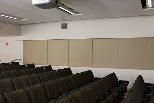 UCLA.Humanities.Rm.169.008