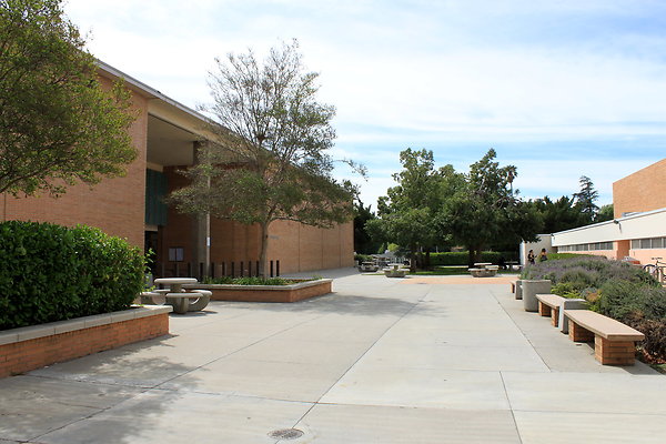 CSUN Nordhoff Courtyard