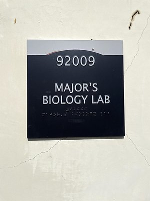 Pierce College.Biology Labs