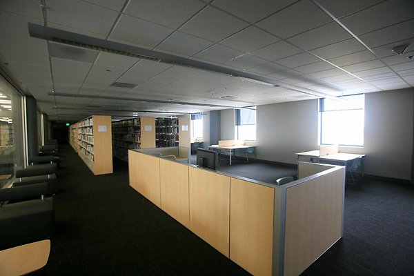 4 Library 4th Floor 0336