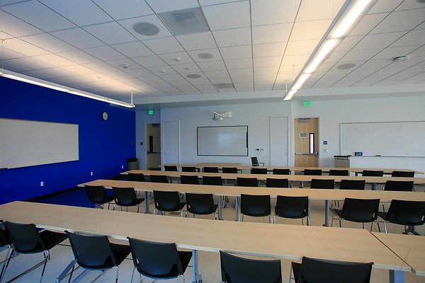 3 217 Computer Classroom 0410