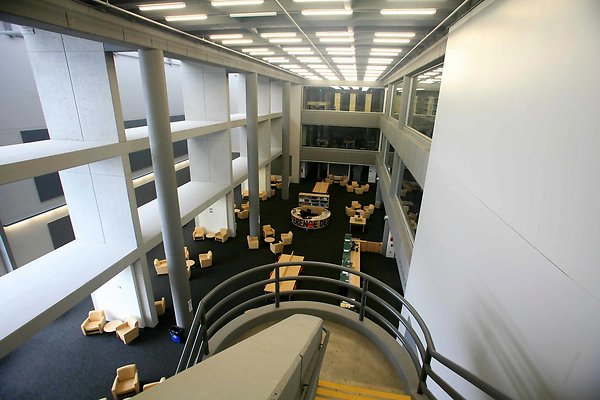 4 Library 4th Floor 0334