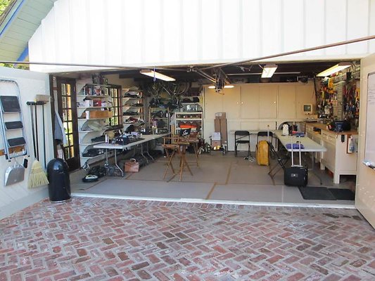 2459 garage