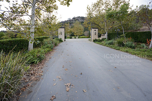 VILLA2063 186LR-ICON - ICON Locations | www.ICON-LA.com  Villa for Filming Exclusively thru ICON