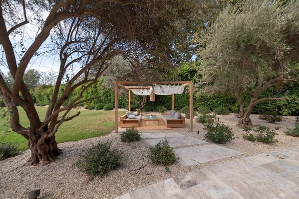 11729 garden