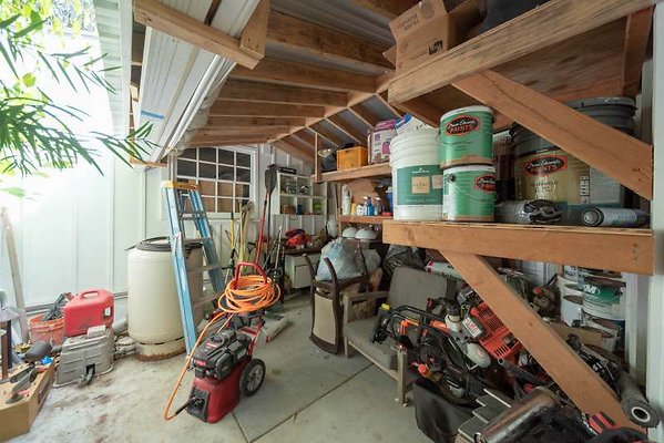 11729 shed