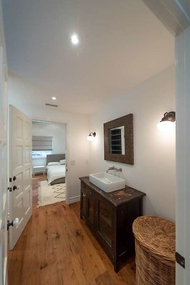 11729 guest24