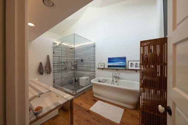 11729 bath