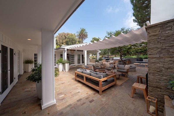 11729 patio6