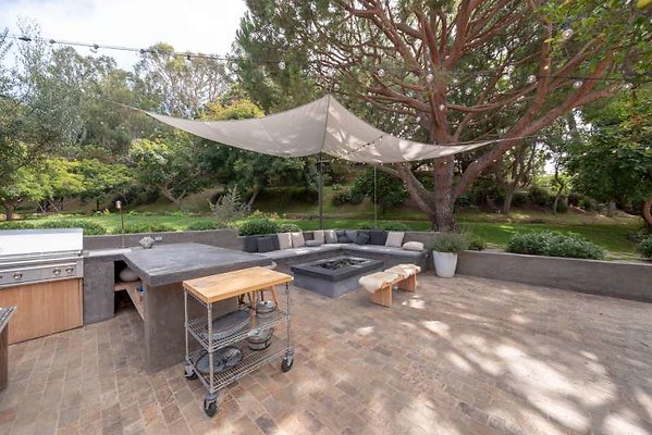 11729 patio10