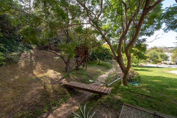 11729 grounds4