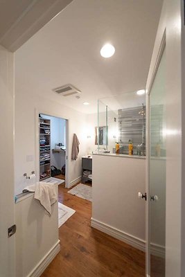 11729 bath3