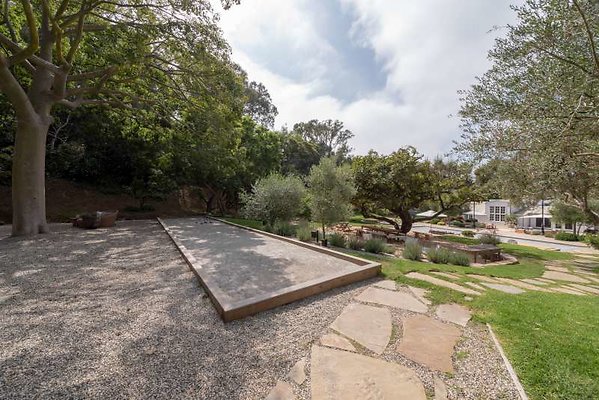 11729 garden5