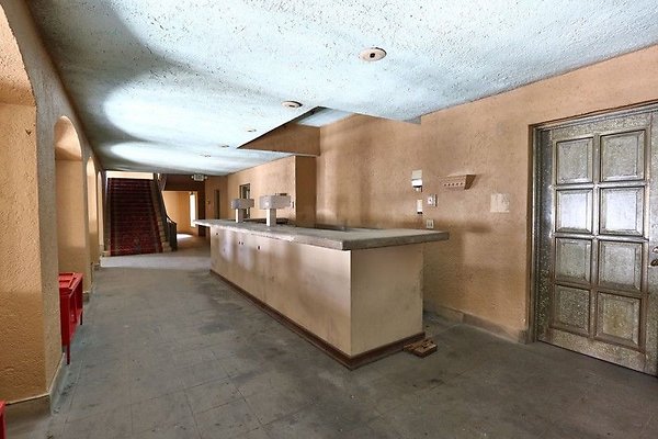 variety.ARTS.Theaters.DTLA.062