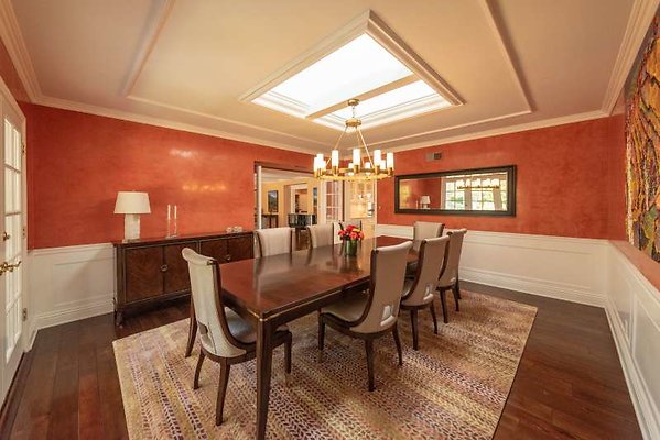 10282 dining4