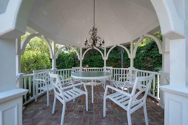 10282 gazebo4