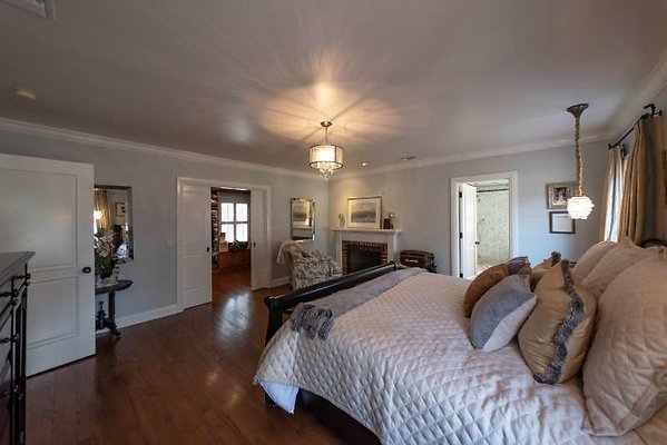 11429 bed4
