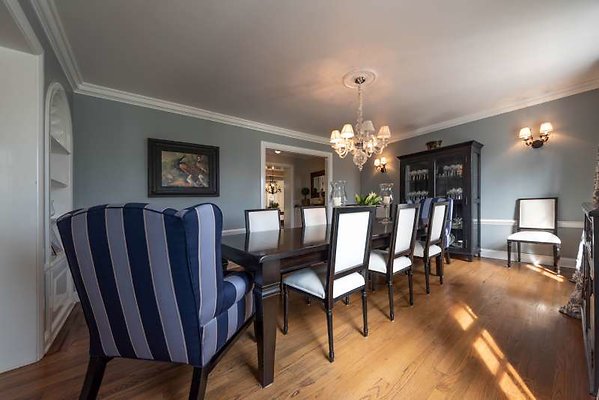 11429 dining4